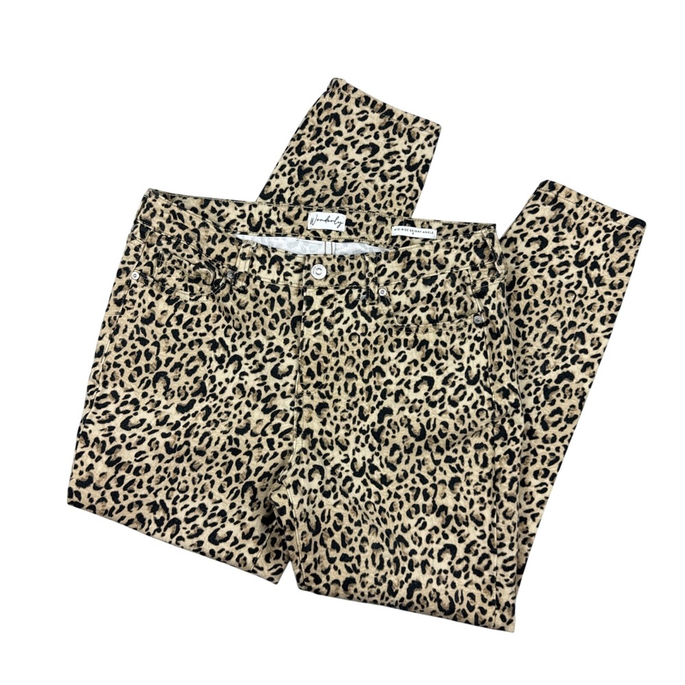 Wonderly Pants Women's 8 Leopard Mid Rise Skinny Ankle Jeans (Waist 30") Cheetah
